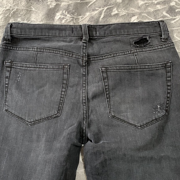 Free People jeans with fishnet inserts - Picture 2 of 9